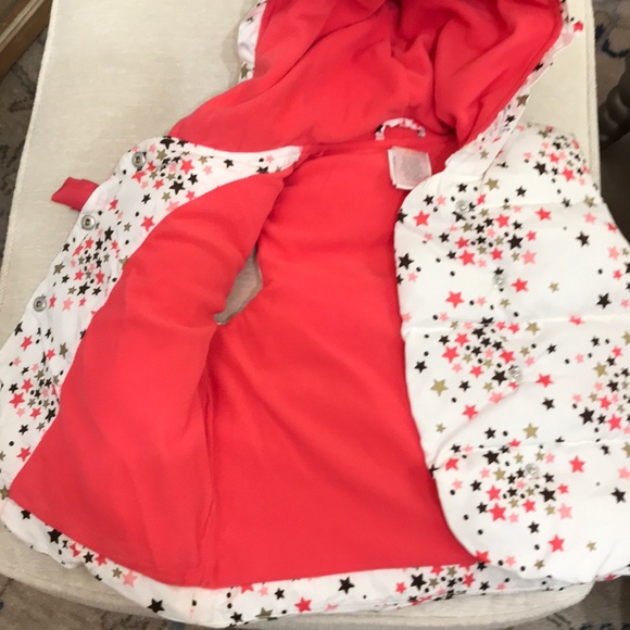 NWOT Gymboree puffer vest with hoodie 4-5T - Picture 5 of 9